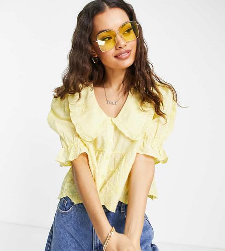 Petite - Blouse boutonnée avec col en broderie anglaise - Citron - Miss Selfridge - Modalova