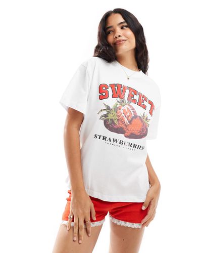 T-shirt oversize à motif Sweet Strawberry » - Miss Selfridge - Modalova