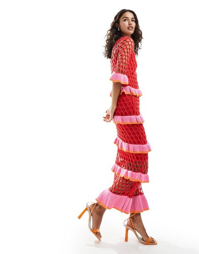 Robe longue au crochet à détails contrastants - Rouge et - Never Fully Dressed - Modalova