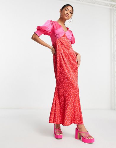 Robe longue contrastante à manches bouffantes - Rose et - Never Fully Dressed - Modalova