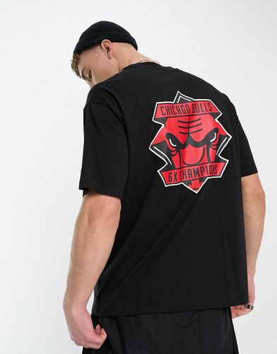 Chicago Bulls - T-shirt à imprimé Champions au dos - Noir - New Era - Modalova