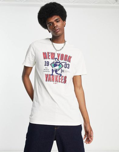 New York Yankees Tee  Urban Outfitters Canada