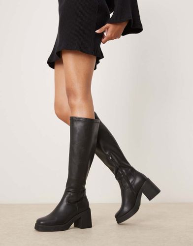 Bottes montantes à talon et semelle chunky - New Look - Modalova