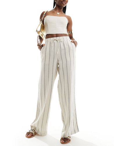 Pantalon large rayé en lin - Crème - New Look - Modalova