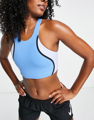 Nike - Yoga - Brassière de sport maintien modéré en tissu Dri-FIT effet coupé-cousu avec logo virgule - Nike Training - Modalova