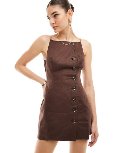 Robe courte boutonnée à fines bretelles avec encolure carrée en lin - Chocolat - Sndys - Modalova