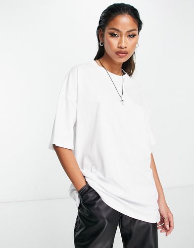 X Naomi Anwer - T-shirt oversize - Something New - Modalova
