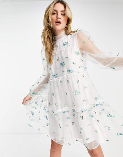 Robe babydoll courte à empiècement transparent et fleurs brodées - Sister Jane - Modalova