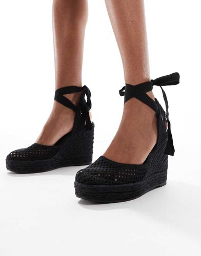 Chaussures compenses en crochet - total - Stradivarius - Modalova