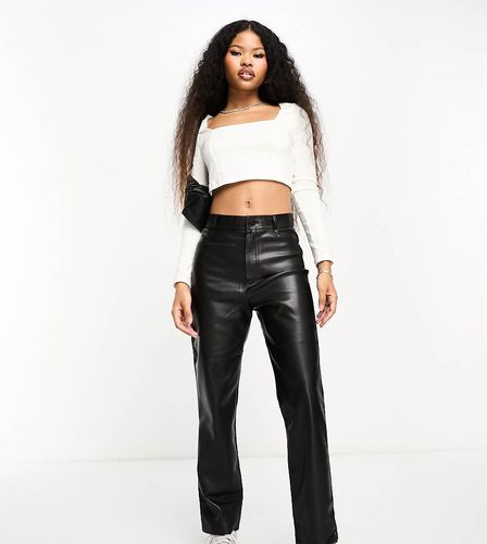 Petite - Pantalon skinny imitation cuir - Stradivarius - Modalova