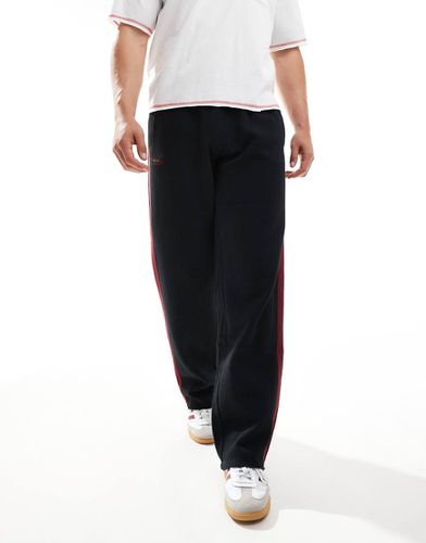 Essential - Pantalon de jogging droit à logo - et bordeaux riche - Superdry - Modalova