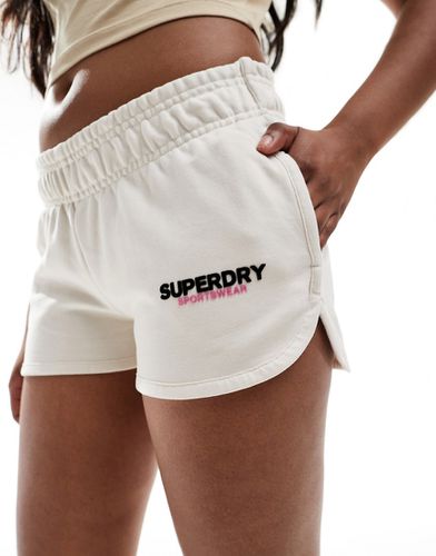 Sportswear - Short de course à logo - riz - Superdry - Modalova