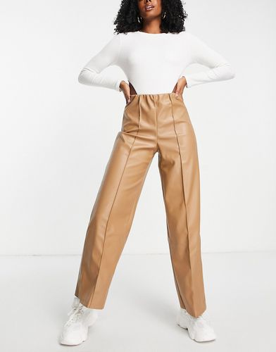 Pantalon large en similicuir - Fauve - Pieces - Modalova