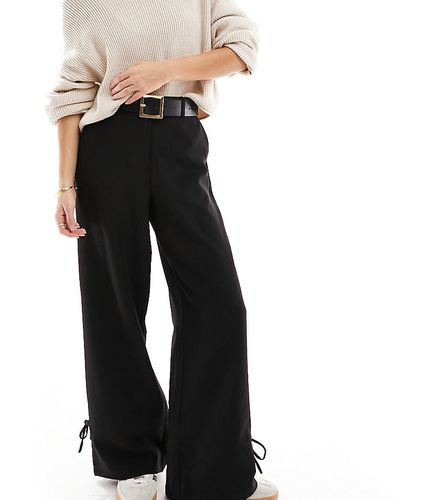 Pantalon habillé à taille haute avec lien - Pieces Petite - Modalova