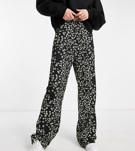 Exclusivité - Pantalon évasé à imprimé fleurs - Noir - Pieces Tall - Modalova