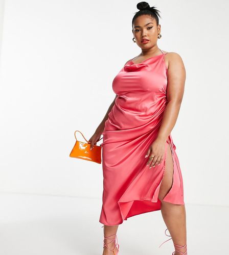 Robe mi-longue à bretelles avec détails froncés sur les côtés - Public Desire Curve - Modalova