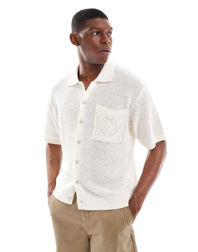Chemise en maille fine  poche brode - cru - Pull & bear - Modalova