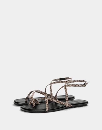 Sandales plates  brides imprim lopard - Pull & bear - Modalova