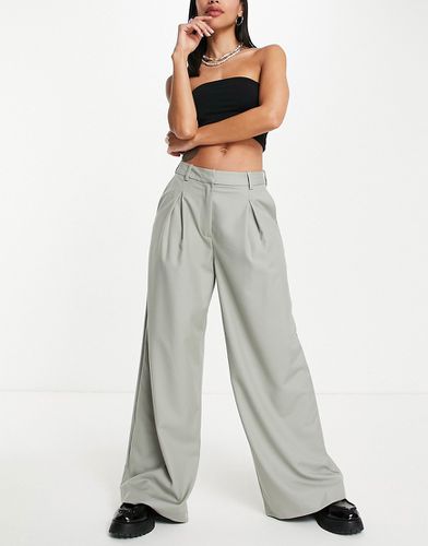 Indy - Pantalon large en polyester - Kaki - KHAKI - Weekday - Modalova