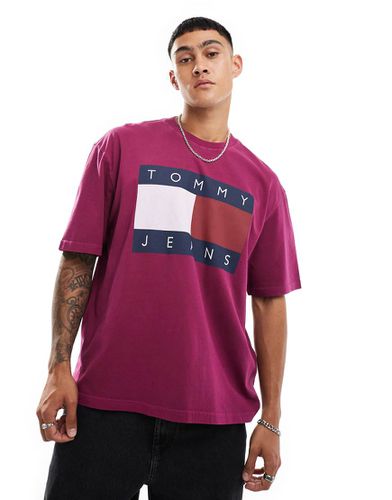 T-shirt à grand logo drapeau - fuchsia - Tommy Jeans - Modalova