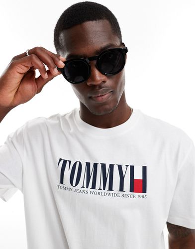 T-shirt à grand logo drapeau - Tommy Jeans - Modalova
