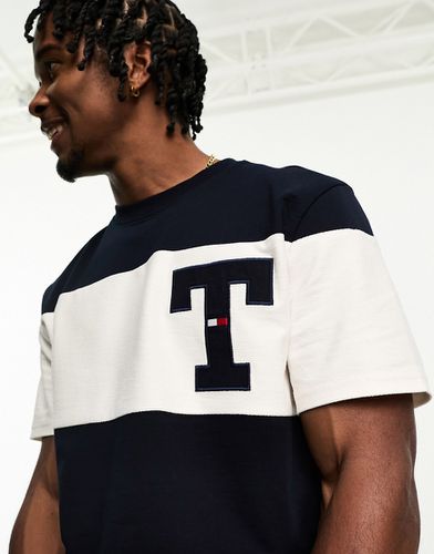 T-shirt classique texturé à rayures - Tommy Jeans - Modalova