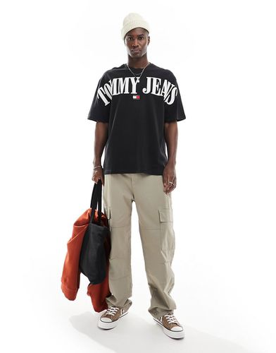 T-shirt oversize avec écusson logo - Tommy Jeans - Modalova