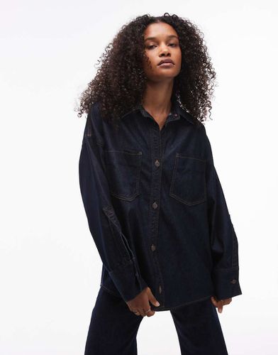 Chemise en denim oversize avec poches - Indigo - Topshop - Modalova