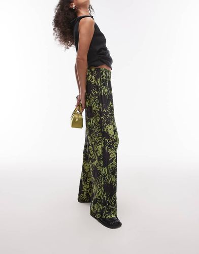 Pantalon ample plissé à imprimé fleurs abstraites sur l'ensemble - Topshop - Modalova