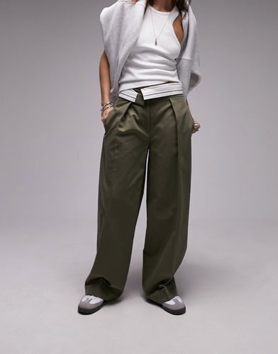 Pantalon droit plissé à taille repliée - Kaki - Topshop - Modalova
