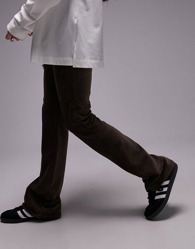 Pantalon évasé en velours côtelé stretch - Chocolat - Topshop - Modalova
