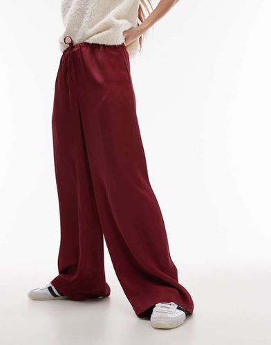 Pantalon large en satin avec liens à la taille - Bordeaux - Topshop - Modalova