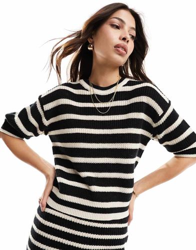 Pull d'ensemble en maille texturée à rayures - et blanc - Vero Moda - Modalova