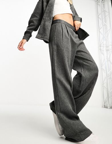 Pantalon d'ensemble ajusté coupe ample en sergé - Vero Moda - Modalova