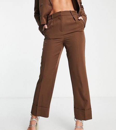 Aware - Pantalon de tailleur ajusté à revers - Vero Moda Tall - Modalova
