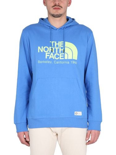 Sweatshirt with logo embroidery - the north face - Modalova