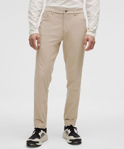 “ Pantalon ABC 5 poches coupe slim Warpstremes â€“ 86 cm â€“ Kaki â€“ Taille 34 - lululemon - Modalova