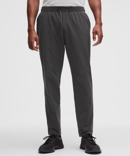 “ Pantalon Zeroed In coupe slims â€“ Gris â€“ Taille L - lululemon - Modalova