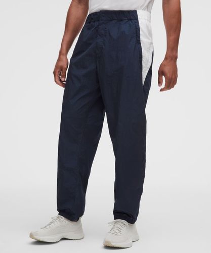 “ Pantalon de survÃªtement dÃ©contractÃ© en nylon Standards â€“ Blue/Blanc â€“ Taille 2XL - lululemon - Modalova