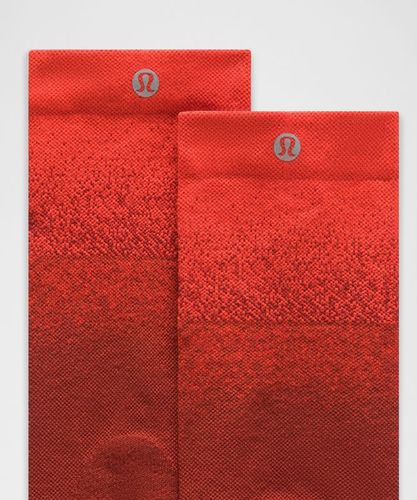 “ Chaussettes Power Stride unisexes mi-hautes Effet ombrÃ© â€“ Taille M - lululemon - Modalova