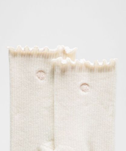 “ Chaussettes unisexes mi-hautes Ã  bordure ondulÃ©e 3 paires â€“ Taille XL - lululemon - Modalova