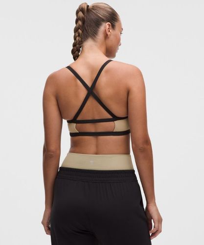 “ BrassiÃ¨re Like a Cloud , bonnets D/DD Bordure contrastÃ©es â€“ Noir â€“ Taille 2 - lululemon - Modalova