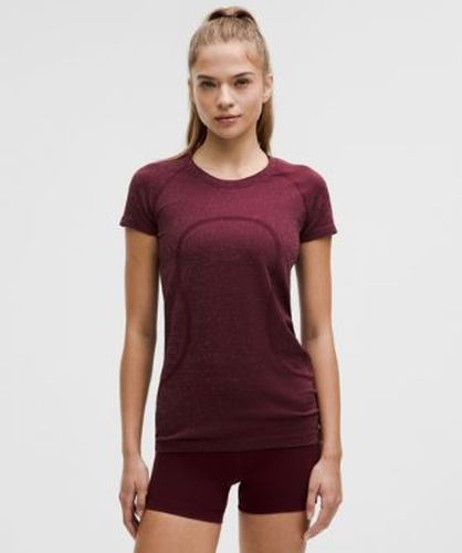 “ T-Shirt Swiftly Tech 2.0 Longueur hanche Sparkles â€“ Bleu - lululemon - Modalova
