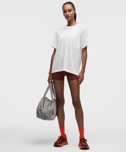 “ T-Shirt Swiftly Relaxed longueur hanche Logos â€“ Taille 4 - lululemon - Modalova