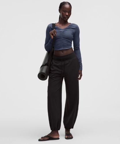 “ Haut manches longues col V froncÃ© au centre All It Takess â€“ Taille 8 - lululemon - Modalova