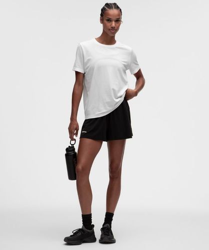 “ T-Shirt Swiftly coupe dÃ©contractÃ©e Coupe revisitÃ©es â€“ Blanc â€“ Taille 8 - lululemon - Modalova