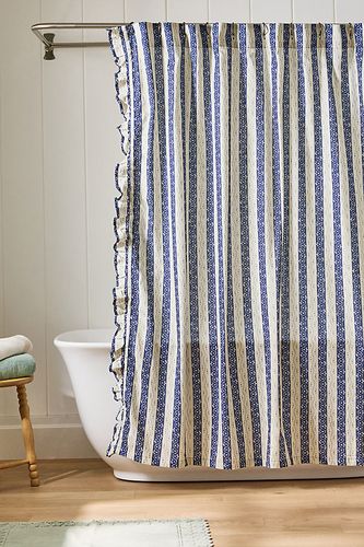 Rideau de douche Ivy en coton imprimé à rayures et volants en taille: 72" x 72" chez - Anthropologie - Modalova