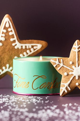 Bougie en boîte Eloise Gourmand Snowmint en taille: XS chez - Anthropologie - Modalova