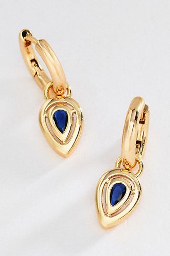 Boucles d'oreilles créoles huggie en cristal en forme de poire par en - By Anthropologie - Modalova