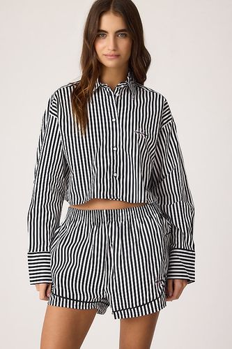 Chemise en popeline de coton courte en taille: XS chez Anthropologie - Calvin Klein - Modalova